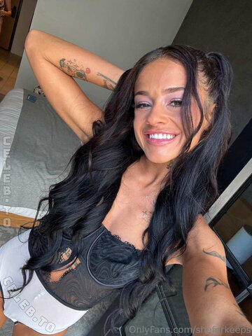 Ryan Reid nude photo 35