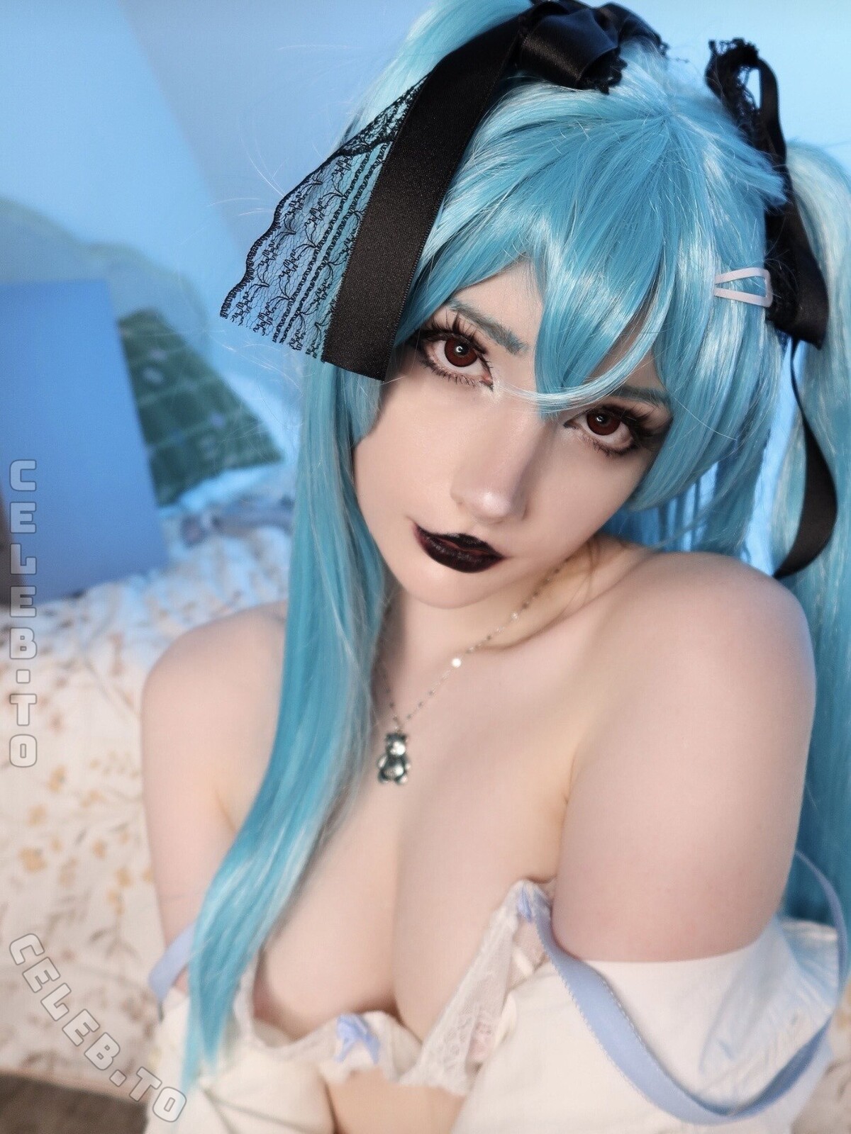 Rynkerbelle nude photo 6