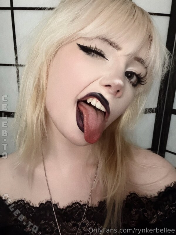 Rynkerbelle nude photo 14