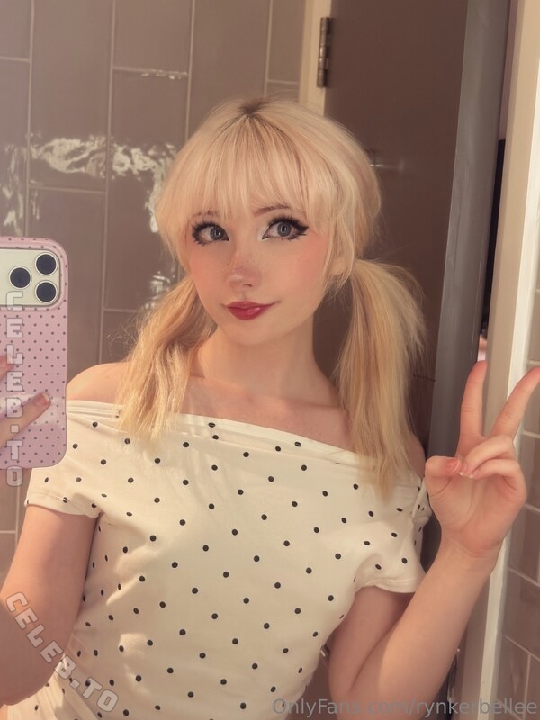 Rynkerbelle nude photo 6