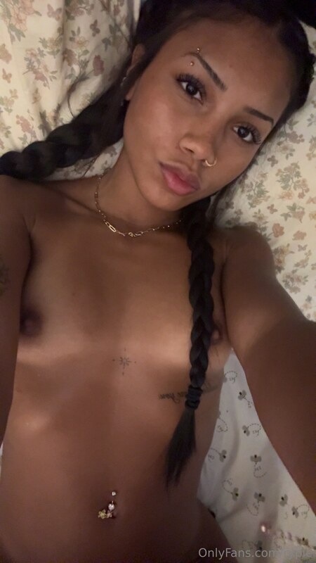 RyPie nude photo 5