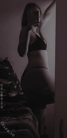 Ryumeike nude photo 11