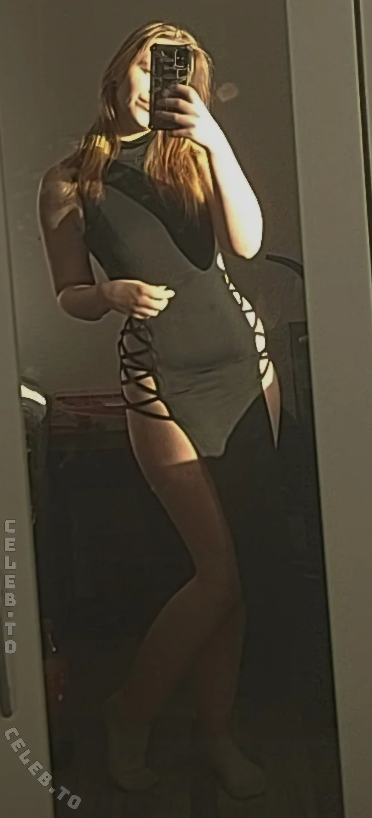 Ryumeike nude photo 17
