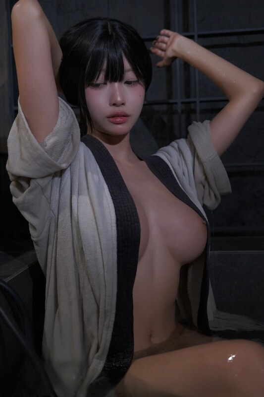 s2_u.l nude photo 33