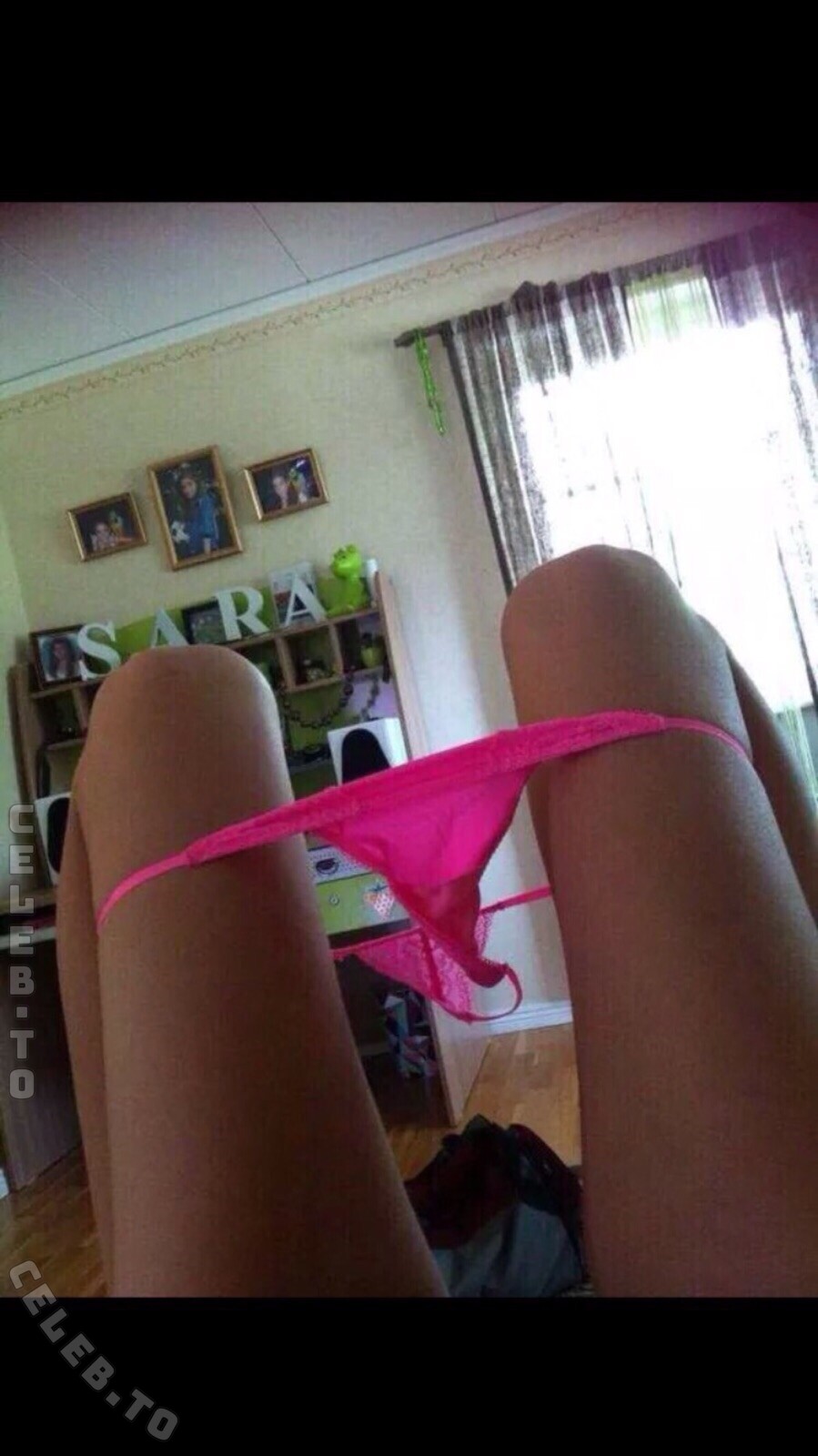 Saaraazh / Sara Aydin nude photo 2