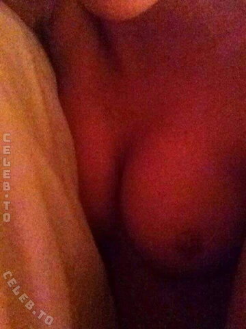 Saaraazh / Sara Aydin nude photo 1