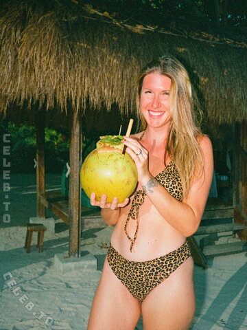 Sabibo nude photo 4