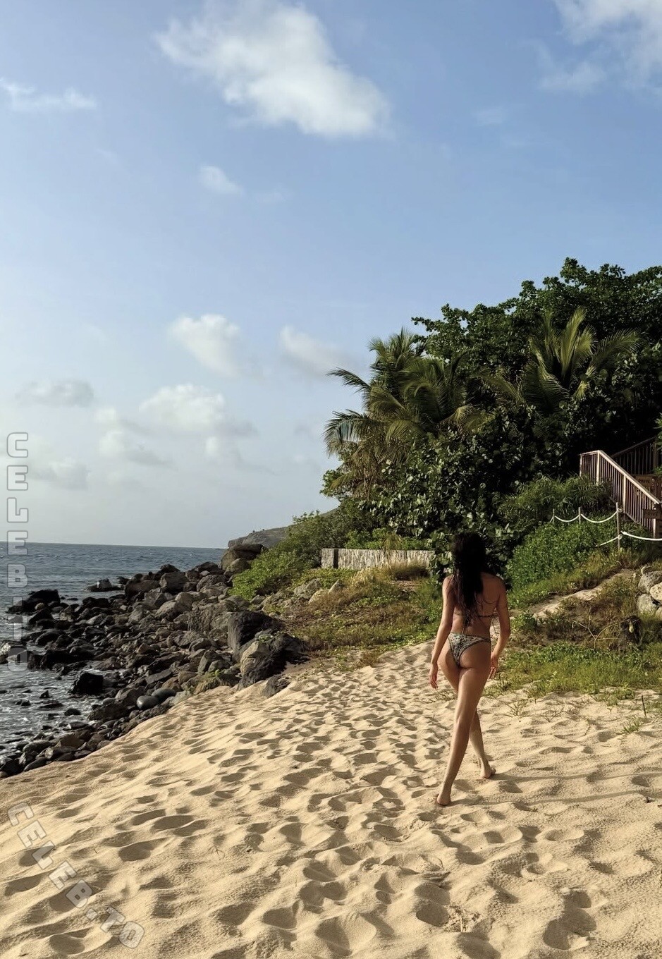 Sabrina Bahsoon nude photo 3