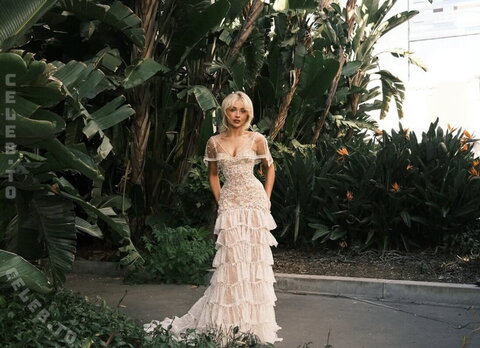 Sabrina Carpenter nude photo 56