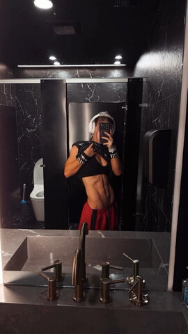 Sabrina Cesta Hot (3 photos)