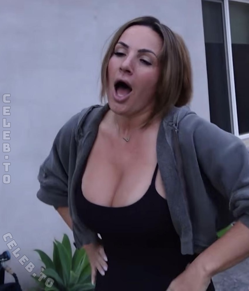 Sabrina Leamon nude photo 18