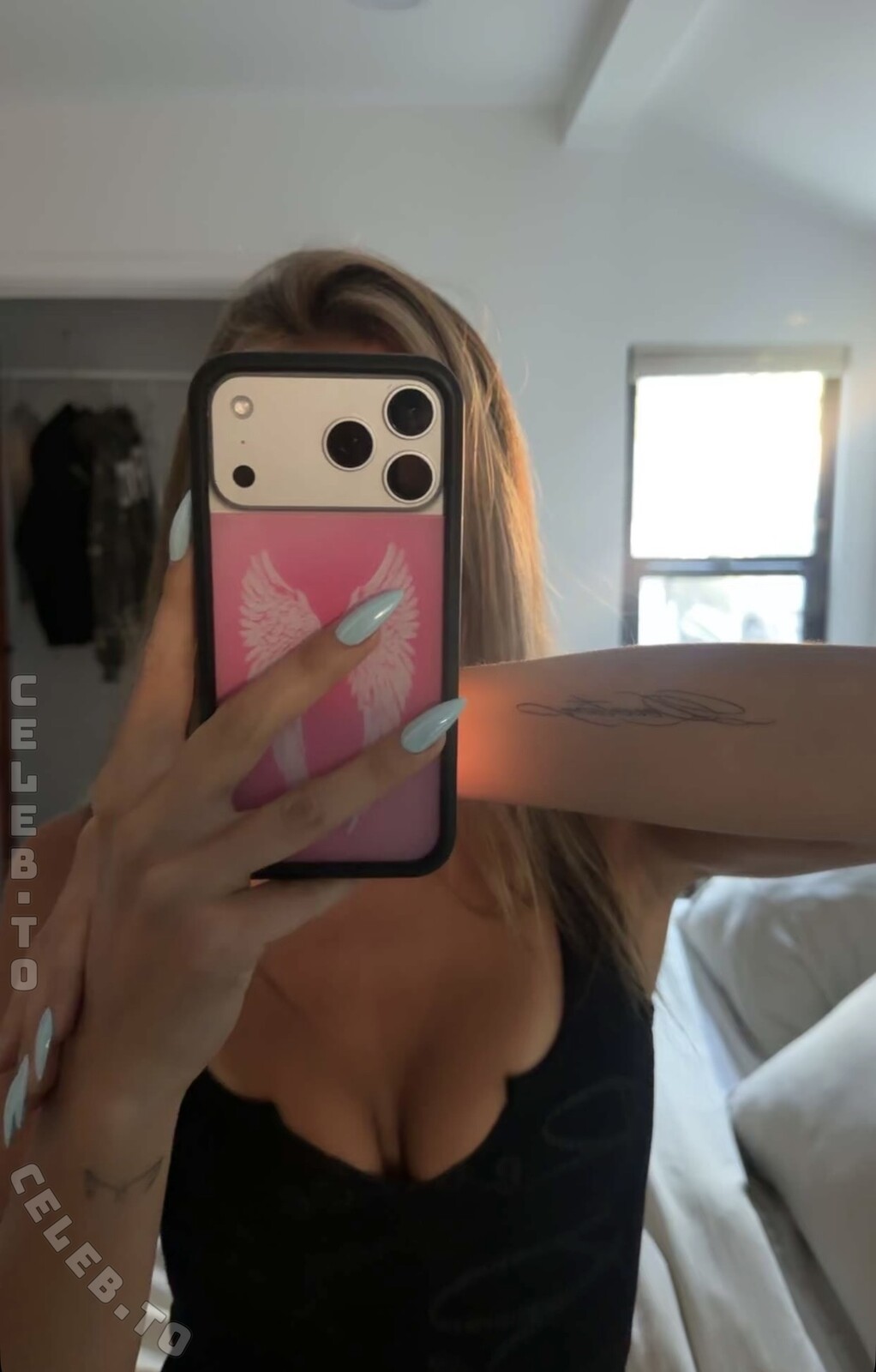 Sadie Mckenna nude photo 7