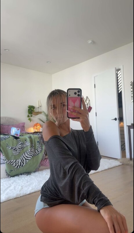 Sadie Mckenna nude photo 1