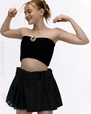 Sadie Sink nude photo 4