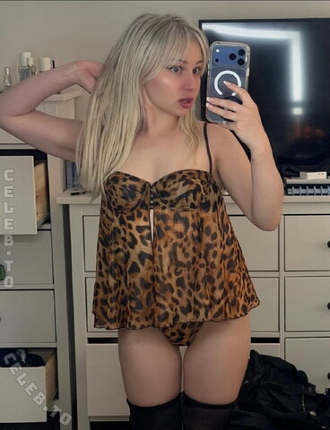 sagemommy nude photo 13