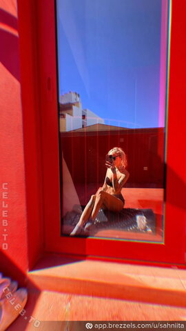 Sahniita nude photo 16