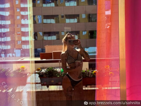 Sahniita nude photo 11