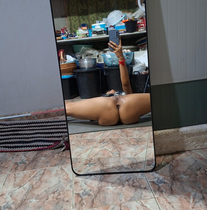 Sai Suebmuengsai nude photo 3