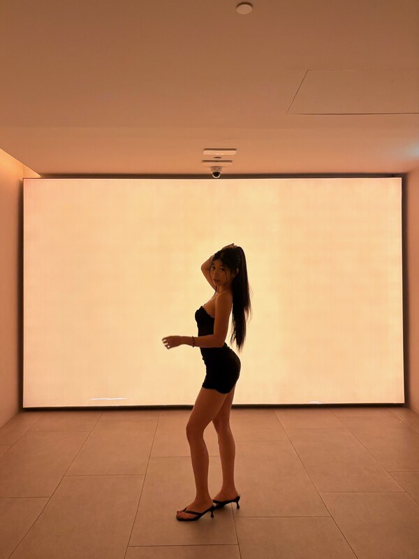 Saipetch B. nude photo 3