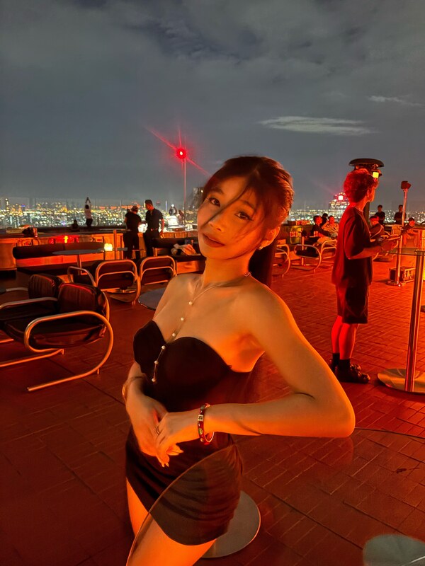 Saipetch B. nude photo 15
