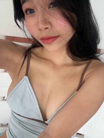 Saipetch B. nude photo 25