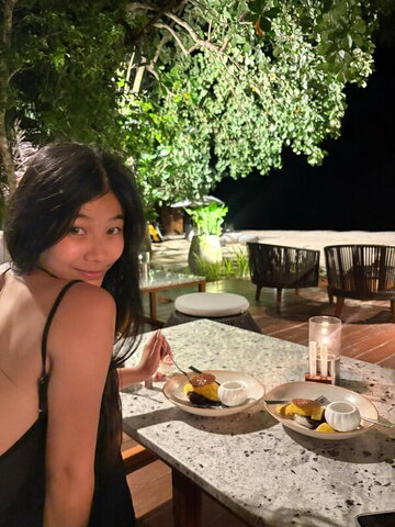 Saipetch B. nude photo 10