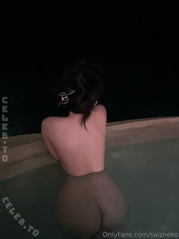 Saizneko nude photo 112