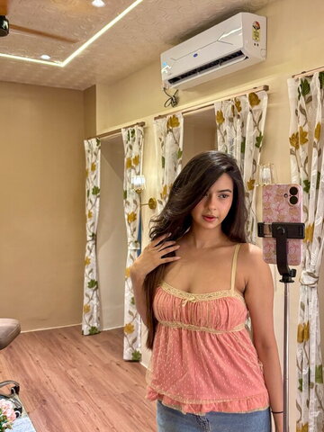 Sakshi Sharma nude photo 3