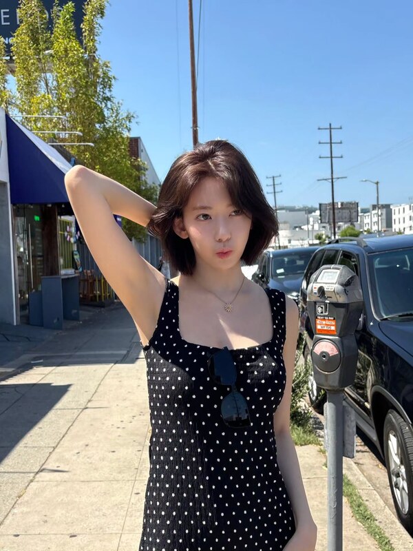 Sakura Miyawaki nude photo 4