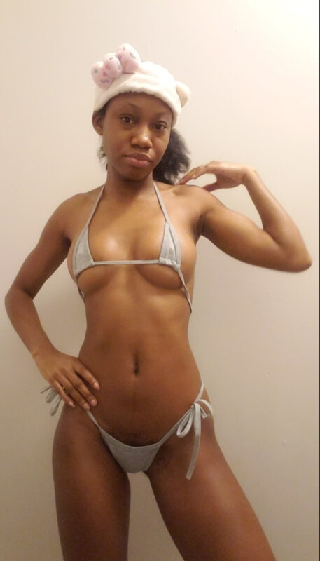 Sakurarosegamer nude photo 5