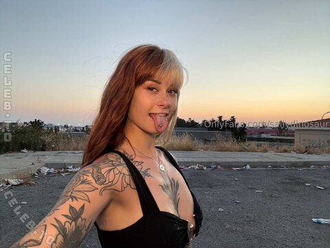 SallyDinosaur nude photo 24