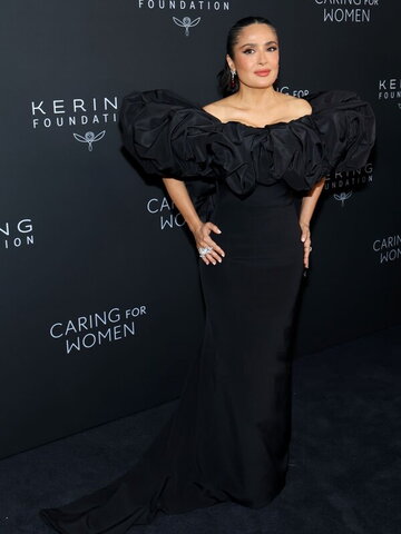 Salma Hayek nude photo 68