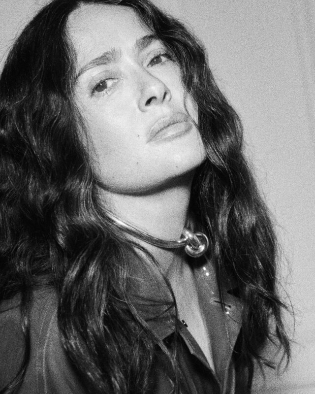 Salma Hayek nude photo 8