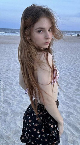 Sam Renee nude photo 24