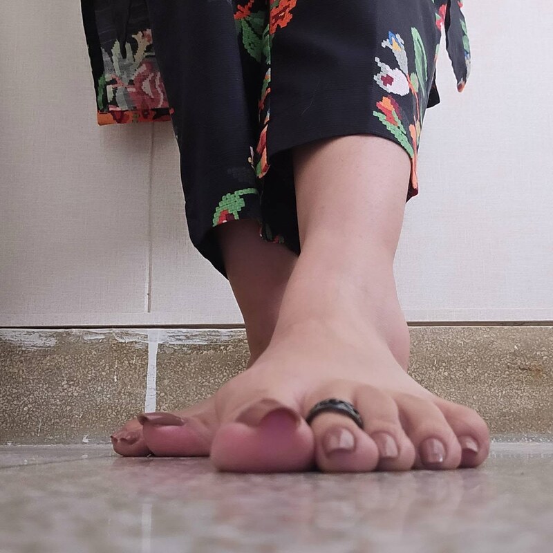 Saman Ansari nude photo 3