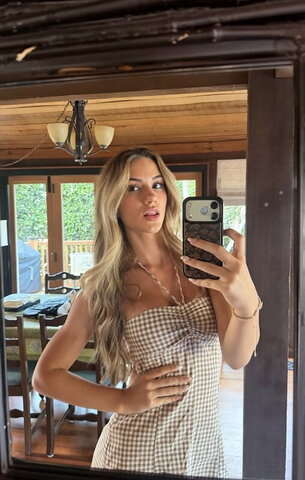 Samantha Baio nude photo 8