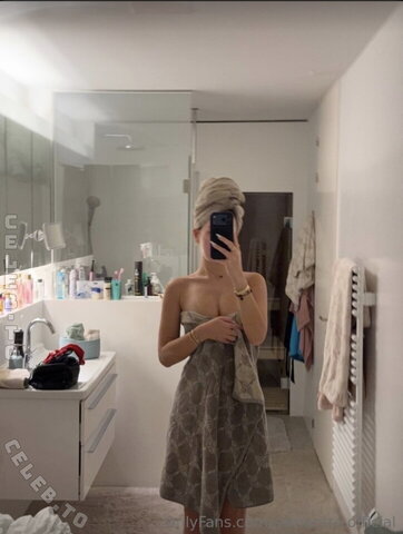 Samantra nude photo 175
