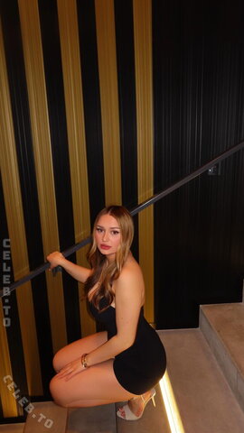 samaraaim nude photo 5