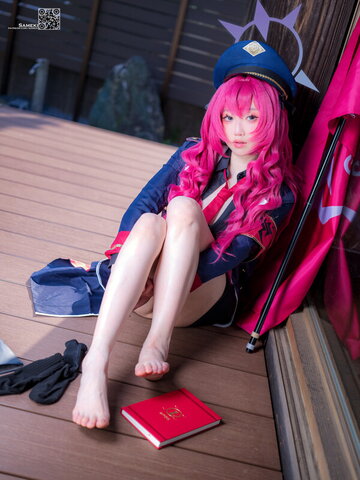 Sameki nude photo 67