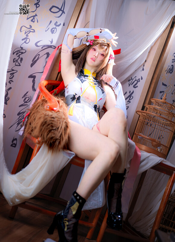 Sameki nude photo 12