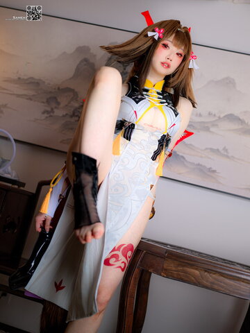 Sameki nude photo 20