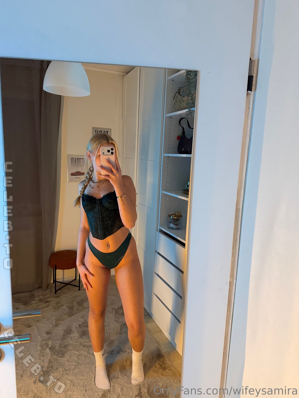 Samira Fee nude photo 15