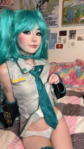 Sammynoodlesoup nude photo 25