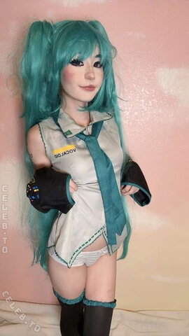 Sammynoodlesoup nude photo 24