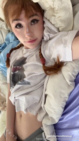 Sammynoodlesoup nude photo 5
