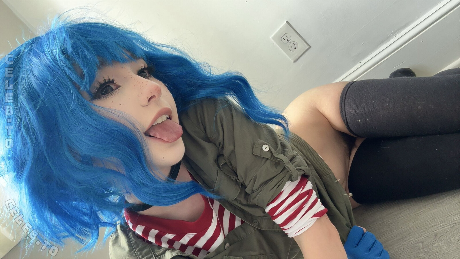 Sammynoodlesoup nude photo 8