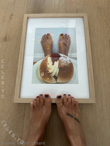 Sammysfeetgreet nude photo 10