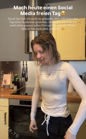 Saniskates nude photo 83
