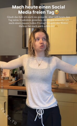 Saniskates nude photo 80
