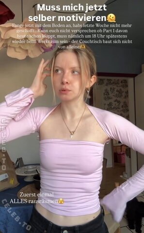 Saniskates nude photo 80